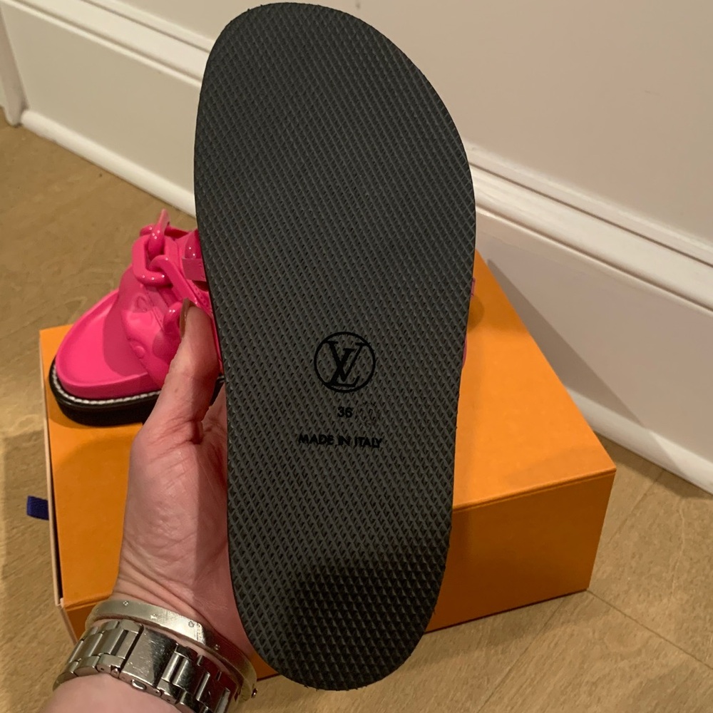 Louis Vuitton Fuchsia Chain Mules - Picture 3 of 8